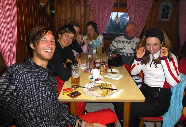 auch wir Skilehrer haben wieder unseren Stammtisch
